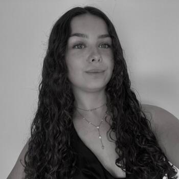 Babysitter Lamballe: Léonie