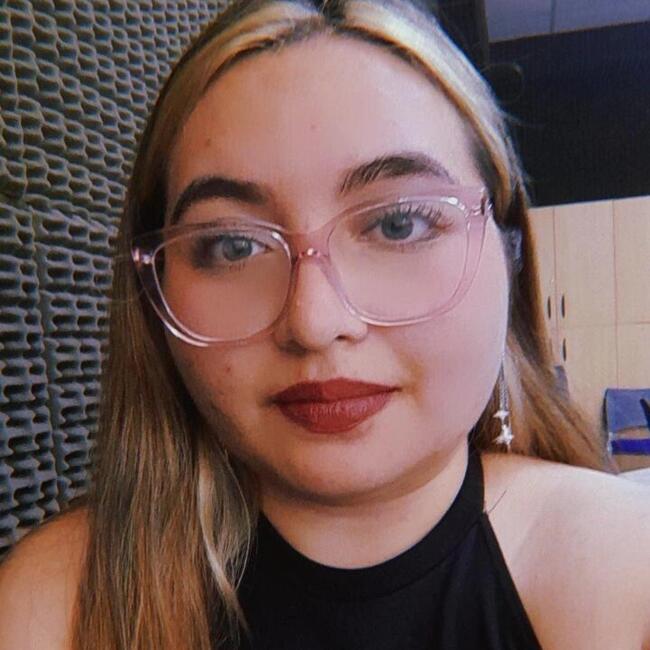 Babysitter in Concepción: Karol