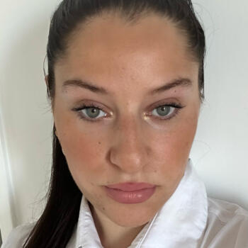Babysitter in Vorst: Sara