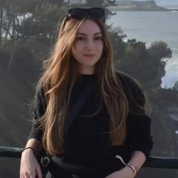 Babysitter in Ávila: Laura Ortega
