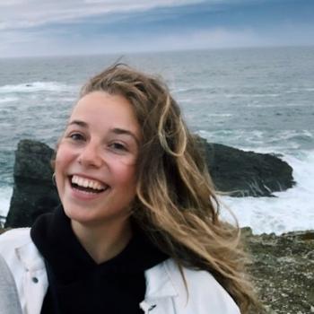 Baby-sitter in Loos: Elisa