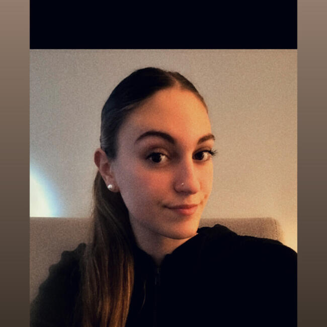 Babysitter in Barbezieux-Saint-Hilaire: Shayanne
