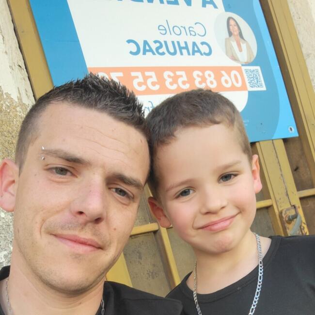 Babysitting job in Vieille-Brioude: Gregory
