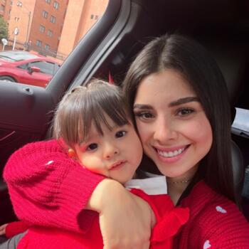 Trabajo para niñera en Bogotá: trabajo de niñera Angie