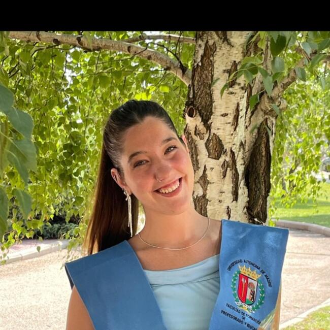 Babysitter in Las Rozas de Madrid: Alejandra