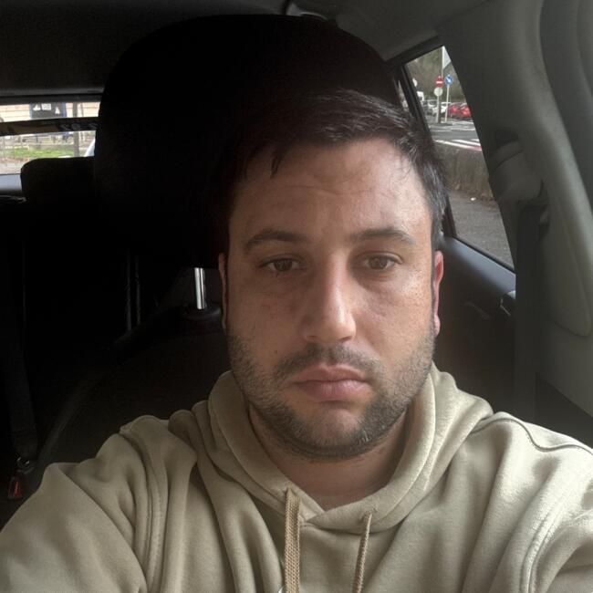 Babysitting job in Santiago de Compostela: Pepe