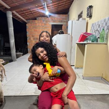 Família Caucaia: Crislane