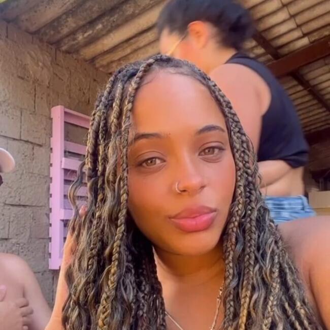 Babá em Brasília: Ana