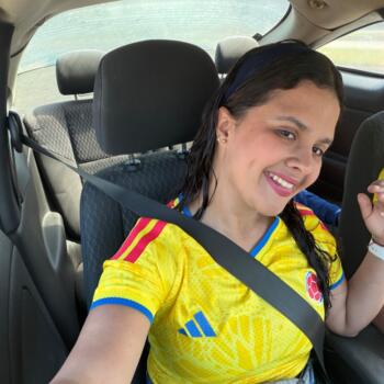 Babysitter in Dallas: Alejandra