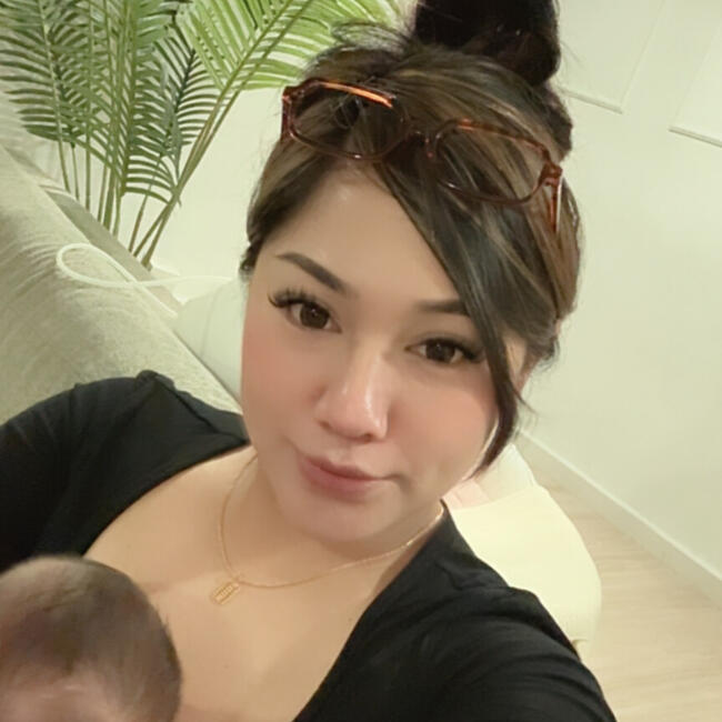 Babysitting job in Singapore Island: Lindsay