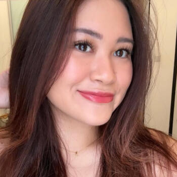 Babysitter in Singapore: Jewel