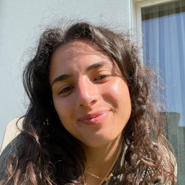 Baby-sitter in Lipomo: Alice
