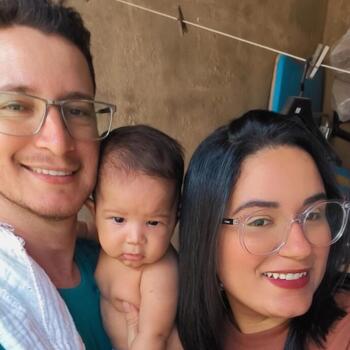 Emprego de babá em Vila Velha: emprego de babá Julia