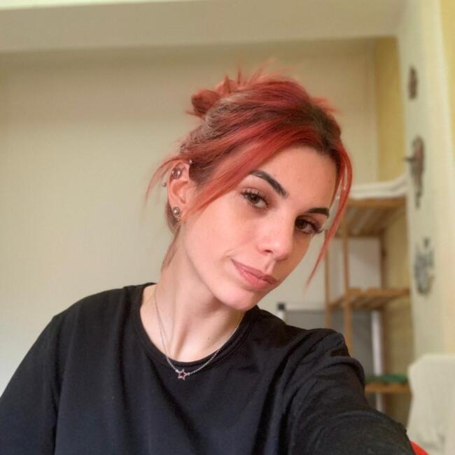 Babysitter in Ourense: Claudia