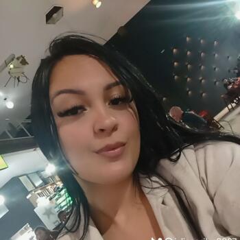 Babá Londrina: Juliana