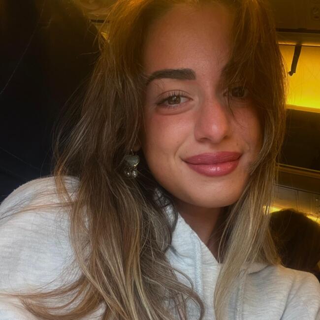 Babysitter a Pietrasanta: Claudia