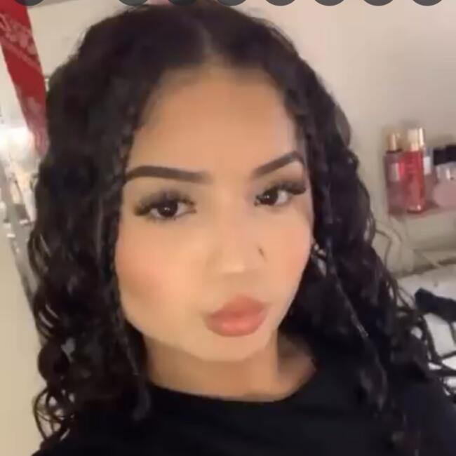 Babysitter in Visalia: Yvette