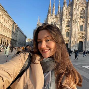 Babysitter Glasgow: Julia