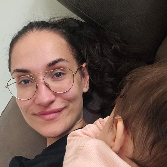 Babysitter in Santiago de Compostela: Dévora Andrea