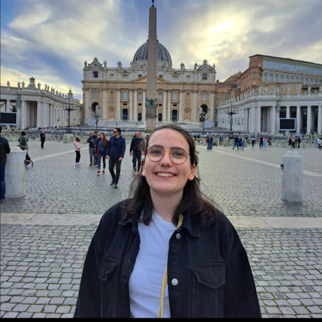 Babysitter in Saint-Cloud: Sixtine