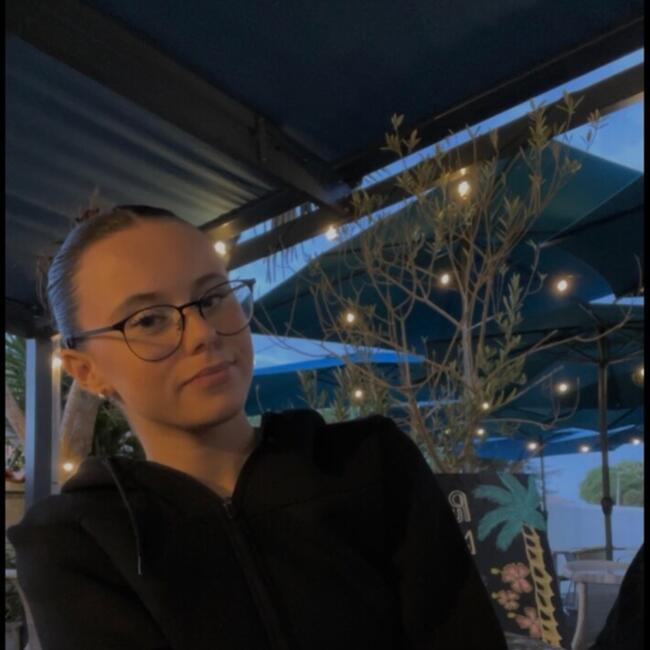 Babysitter in Rivedoux-Plage: Lilie