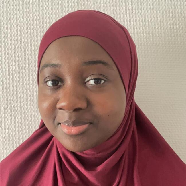 Babysitter in Bondoufle: Abi