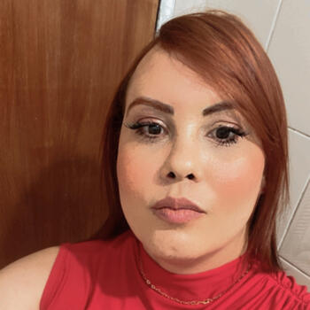 Babá em Vinhedo: Sarah