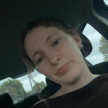 Babysitter in Christchurch: Hannah