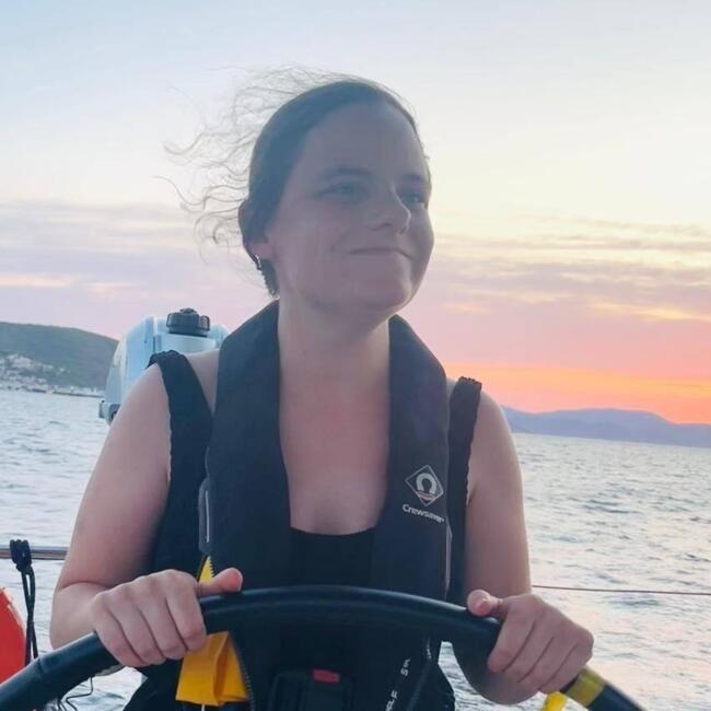 Babysitter in Linkebeek: Laura