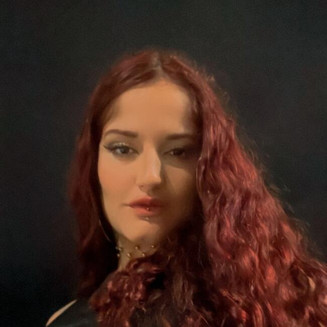 Babysitter in Santos: Yasmin