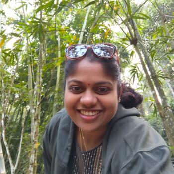 माता-पिता चेन्नई: Dhivya