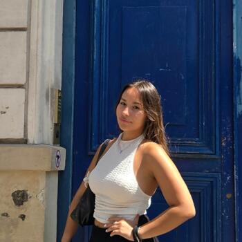 Babysitter a Scandicci: Azzurra