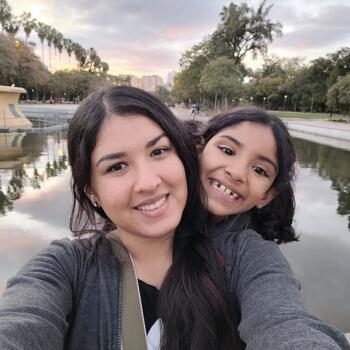 Babysitter in Pelotas: Raquel