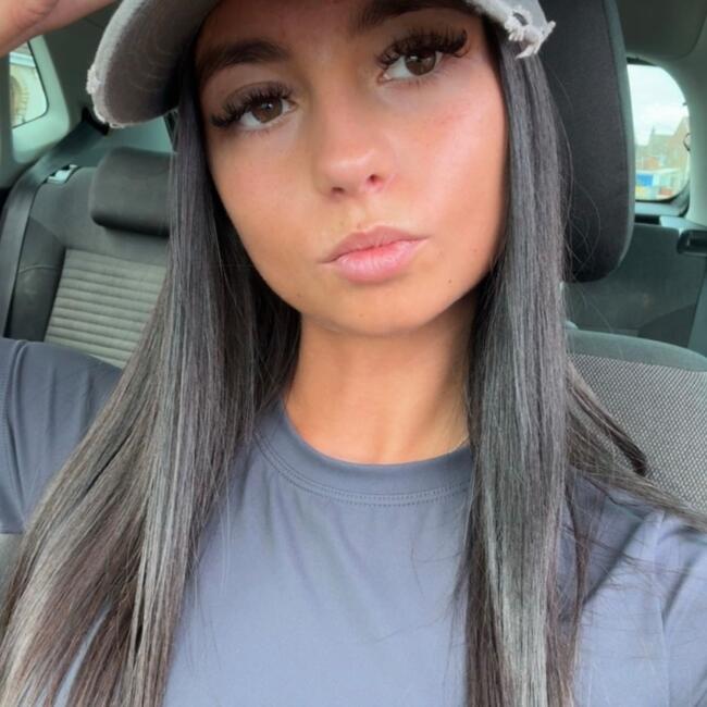 Babysitter in Birkenhead: Ella