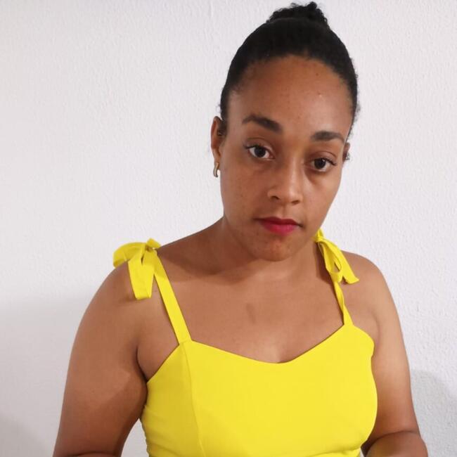 Babá em Irará: Kamilla