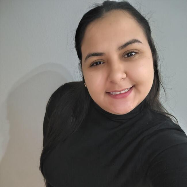 Nanny in Pilas: Evelianny