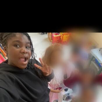 Babysitter in Aubervilliers: Zara