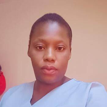 جليسة أطفال أُمّ صَلاَل مُحَمَّد: Hilkkah