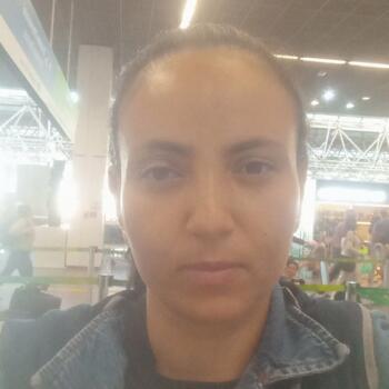 Babysitter in Brasília: Pricila