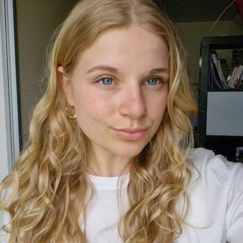 Babysitter in Le Plessier-sur-Saint-Just: Tess