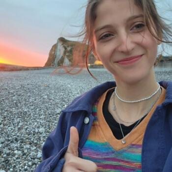 Baby-sitter Le Havre: Félicie