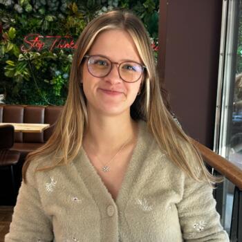 Babysitter in Hanover: Celina