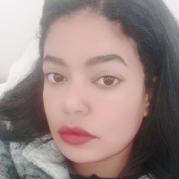 Babysitter in Monastir: Ines
