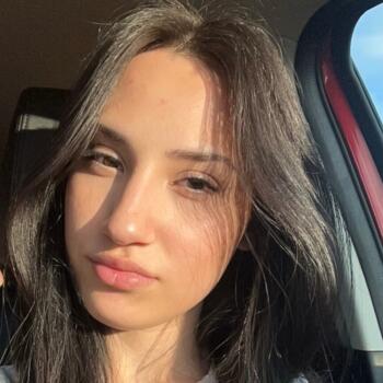 Babysitter Wenzenbach: Mina