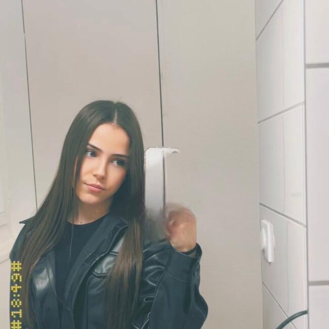 Babysitter in Angoulême: Oliana