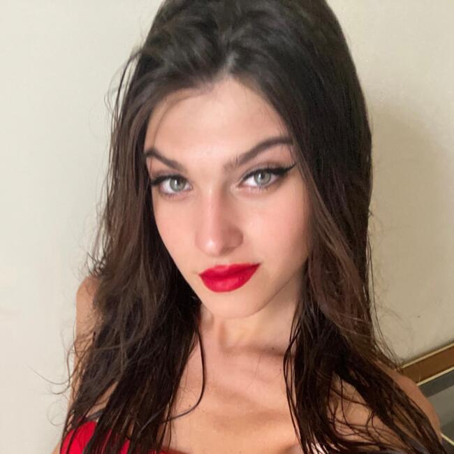 Babysitter in Rome: Crystal