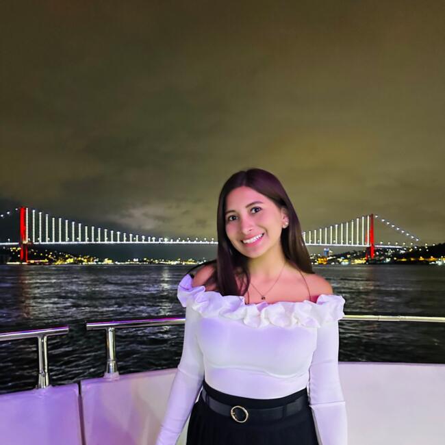 Canguro en Madrid: Gianella