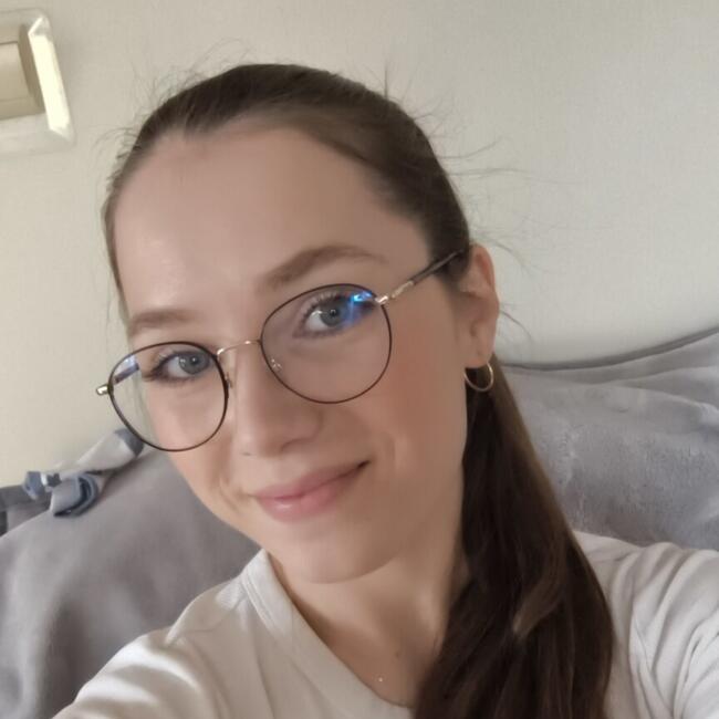 Praca dla opiekunki do dziecka w Gdynia: Julia