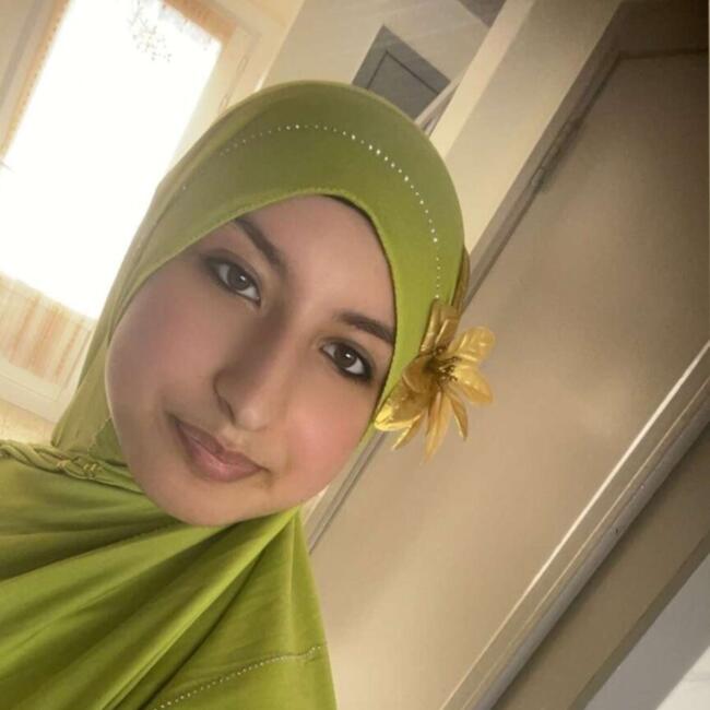 Babysitter in Charleroi: Zaynab