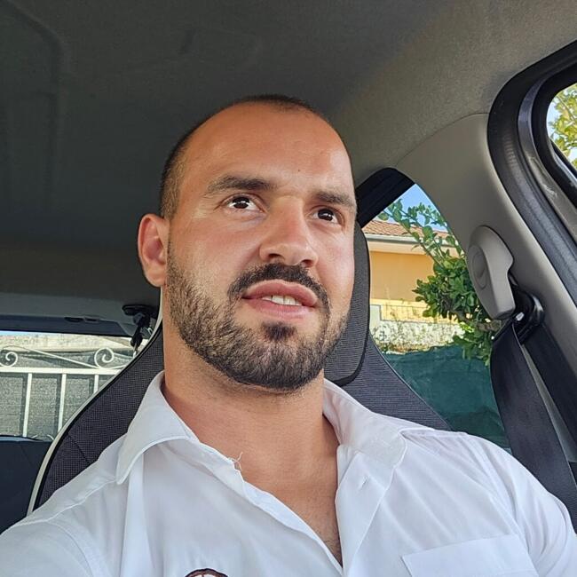 Trabalho de babysitting em Odivelas: Mauro